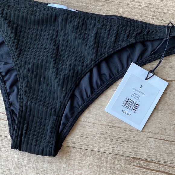 🩱NWT Onia Black Ashley Bottoms in a Small - Picture 7 of 10